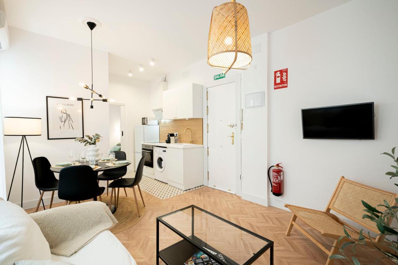 For You Rentals Apartamento Temporal Delicias Madrid Ccr9 Bagian luar foto